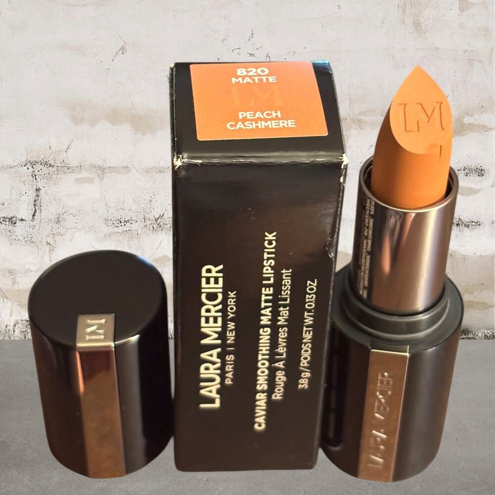 Laura Mercier $46 Caviar Smoothing Matte Lipstick in Peach Cashmere NIB - Picture 3 of 5